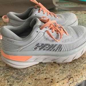 Hoka bondi